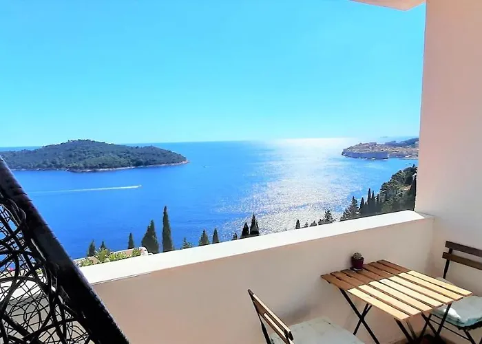 Διαμέρισμα Colors - Old Town View No3 *