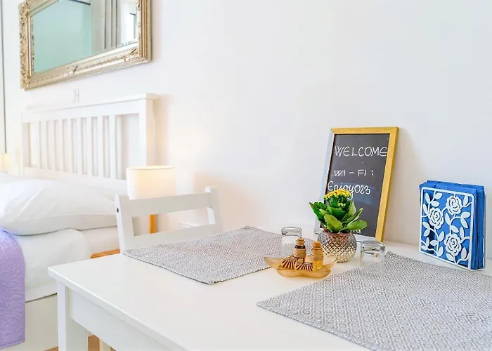 Διαμέρισμα Colors - Old Town View No3